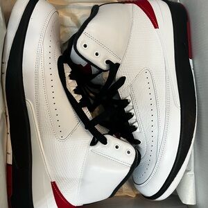 Jordan retro 2